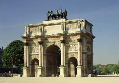 Vista del Arco de Triunfo del Carrusel, construido 1806-08 de Charles Percier